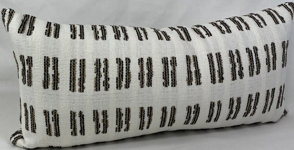 Luxury Outdoor Lumbar Pillow – 22" × 12" – Saybrook Natural
