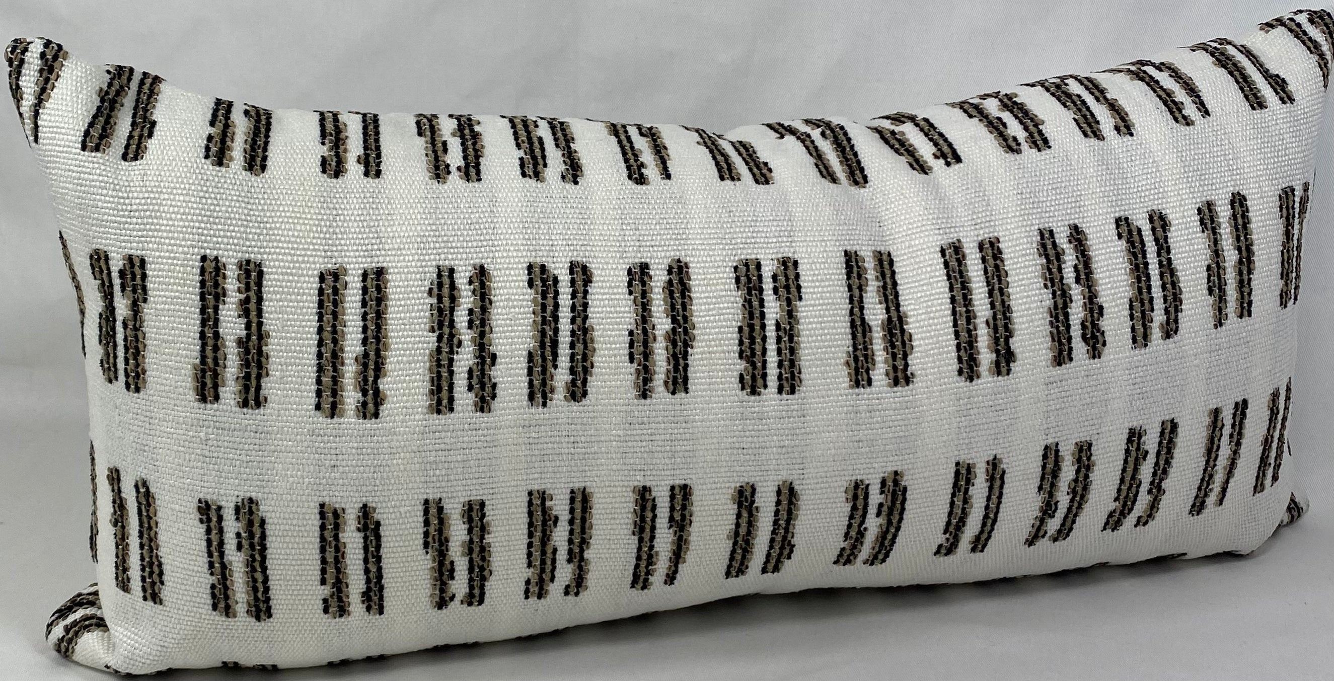 Luxury Outdoor Lumbar Pillow – 22" × 12" – Saybrook Natural