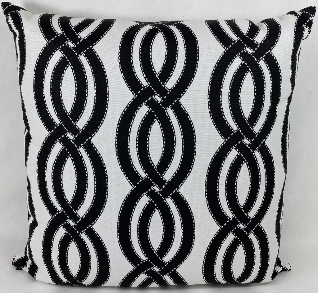 Luxury Outdoor Pillow – 22" × 22" – Sea Shore Black