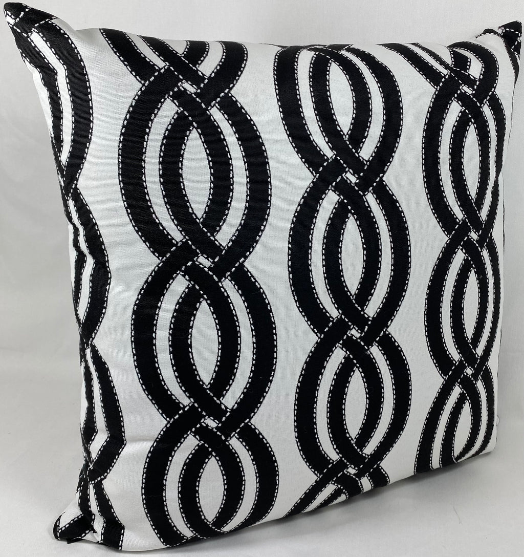 Luxury Outdoor Pillow – 22" × 22" – Sea Shore Black
