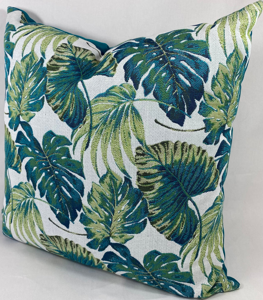 Luxury Outdoor Pillow – 22" × 22" – Sun Palm