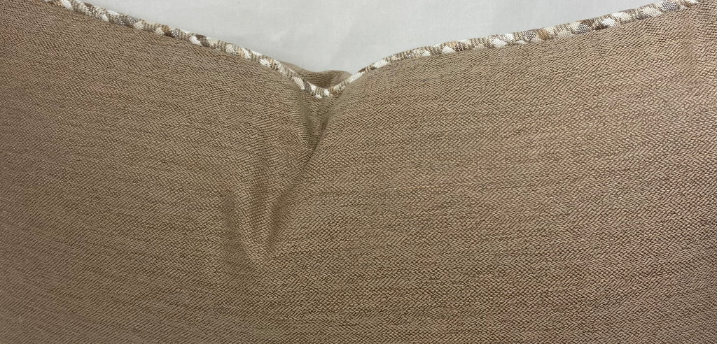 Luxury Outdoor Pillow – 22" × 22" – Brighton Sand