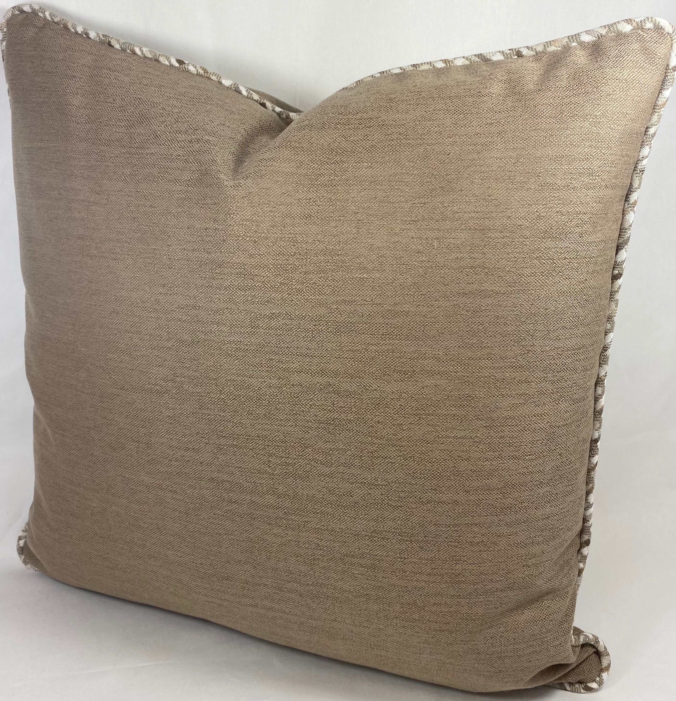 Luxury Outdoor Pillow – 22" × 22" – Brighton Sand