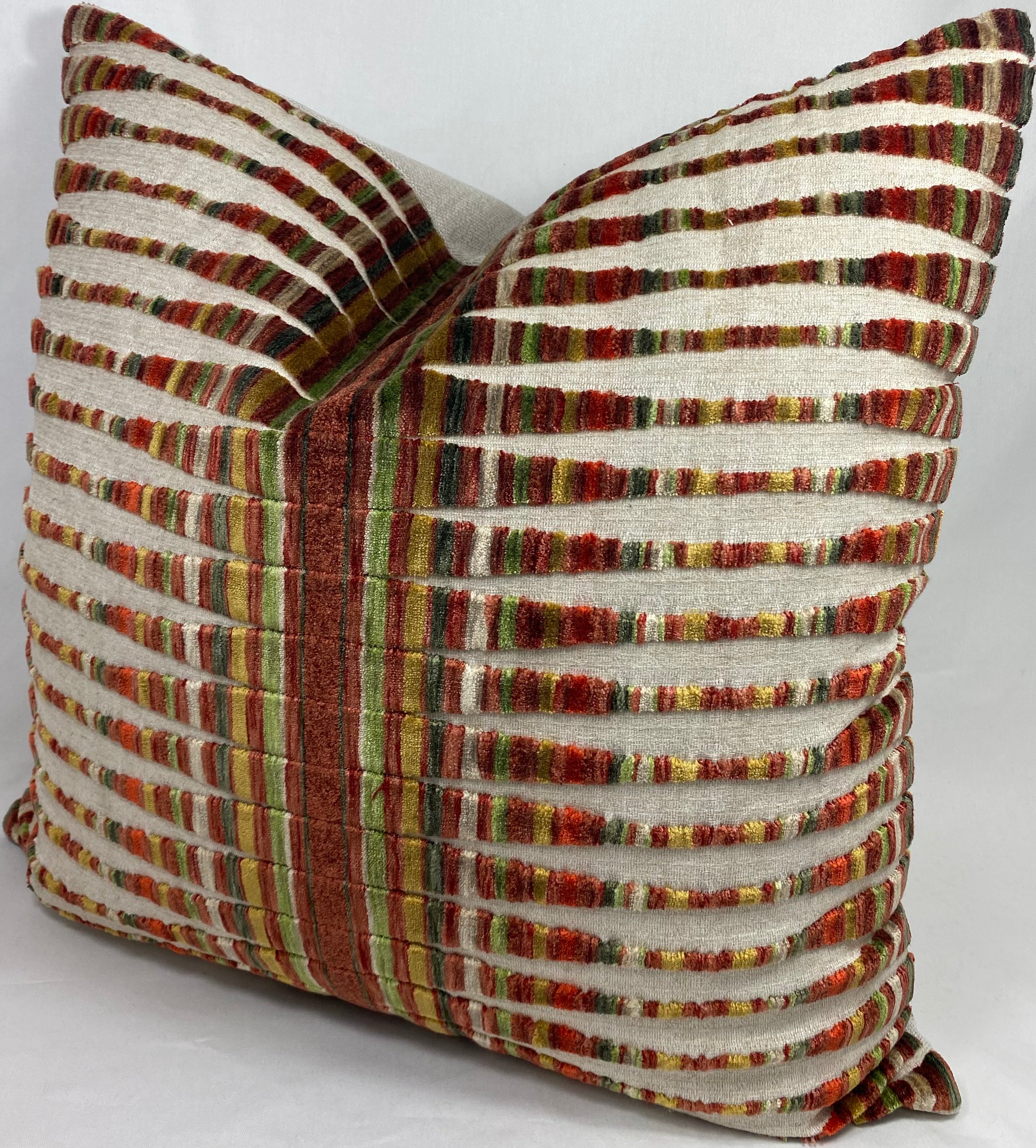 Luxury Pillow – 24" × 24" – Knock Out Horizon