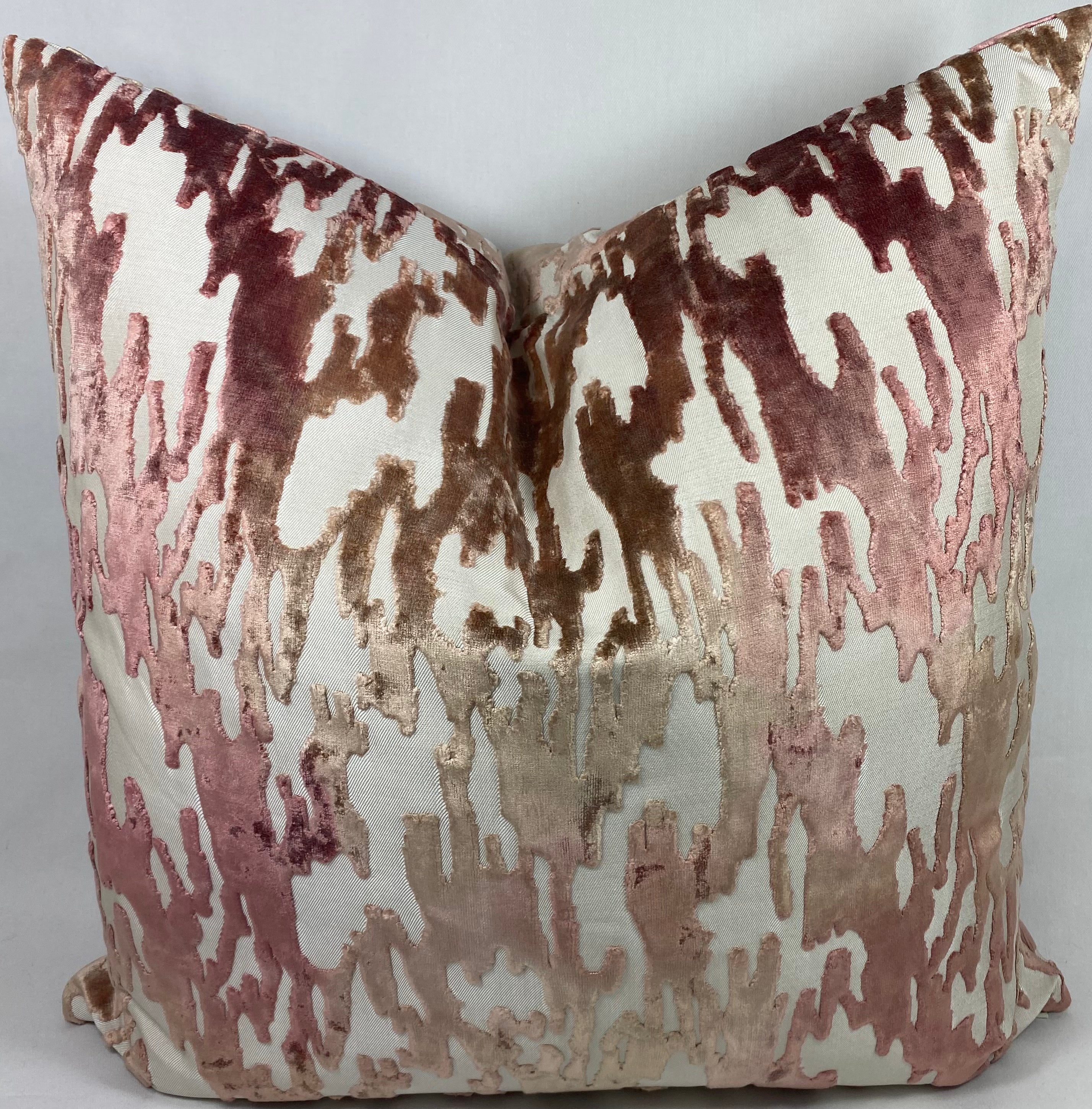 Luxury Pillow – 24" × 24" – Jervis Blush