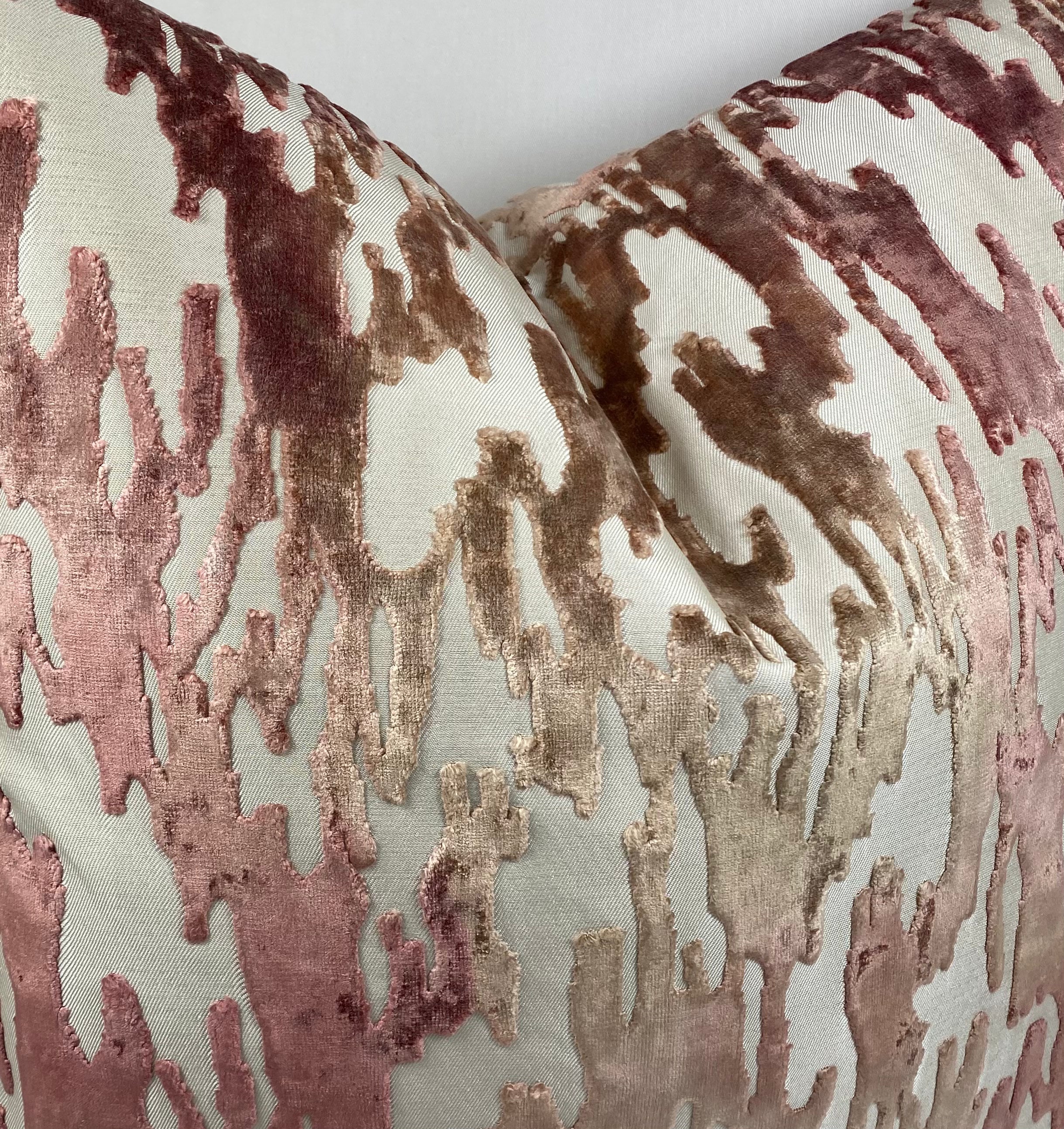 Luxury Pillow – 24" × 24" – Jervis Blush