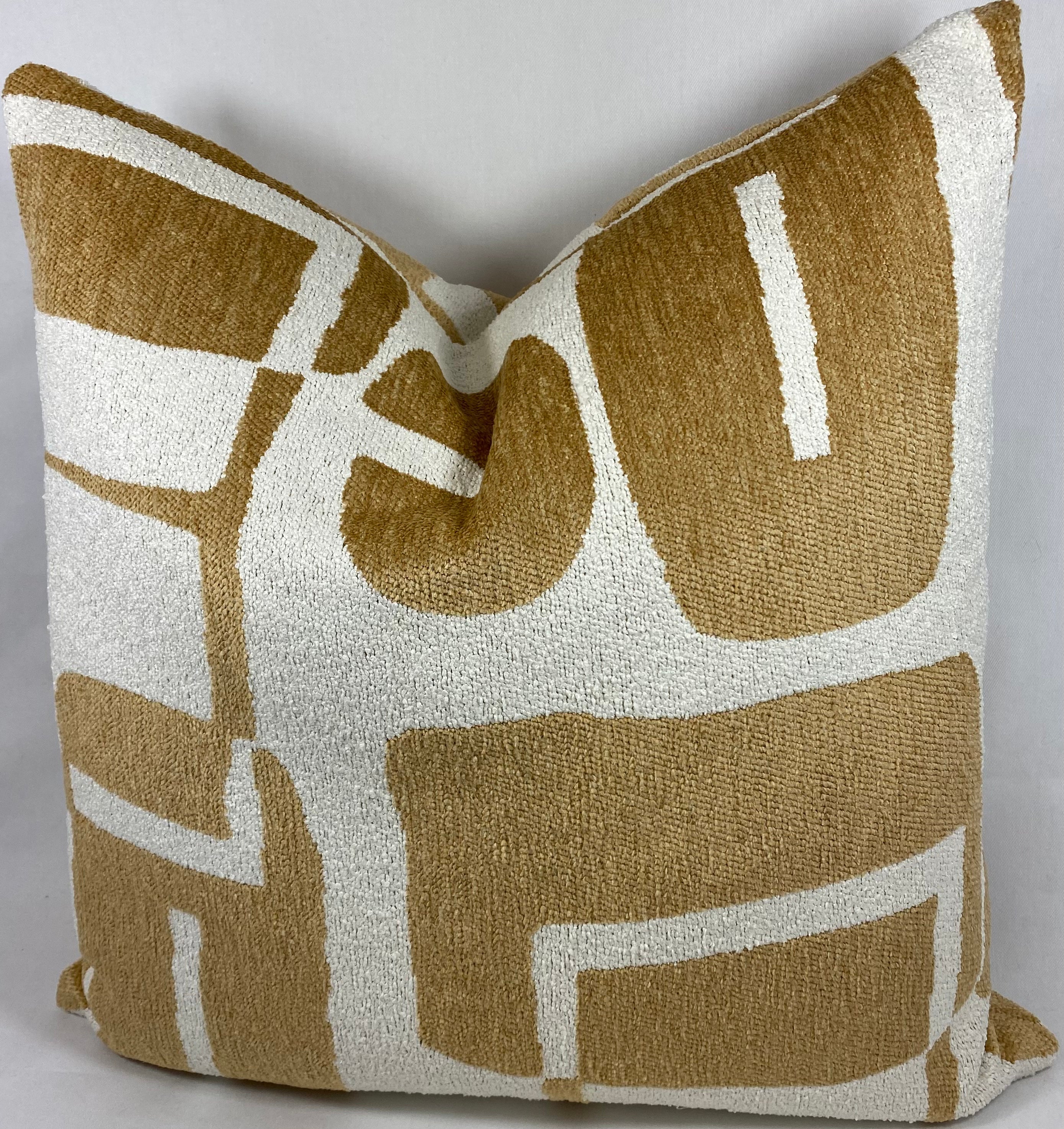 Luxury Pillow – 24" × 24" – Bjorn Curry
