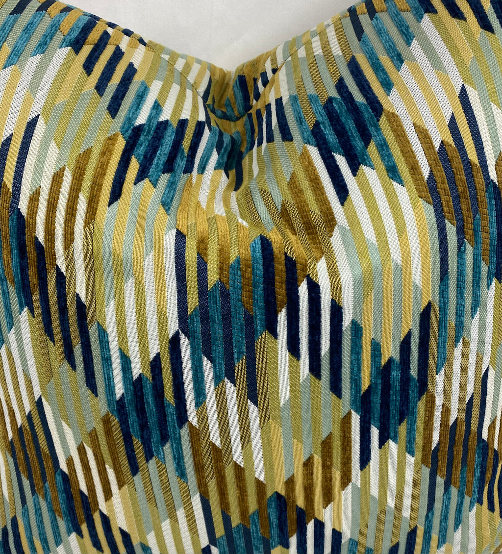 Luxury Pillow – 24" × 24" – Machado