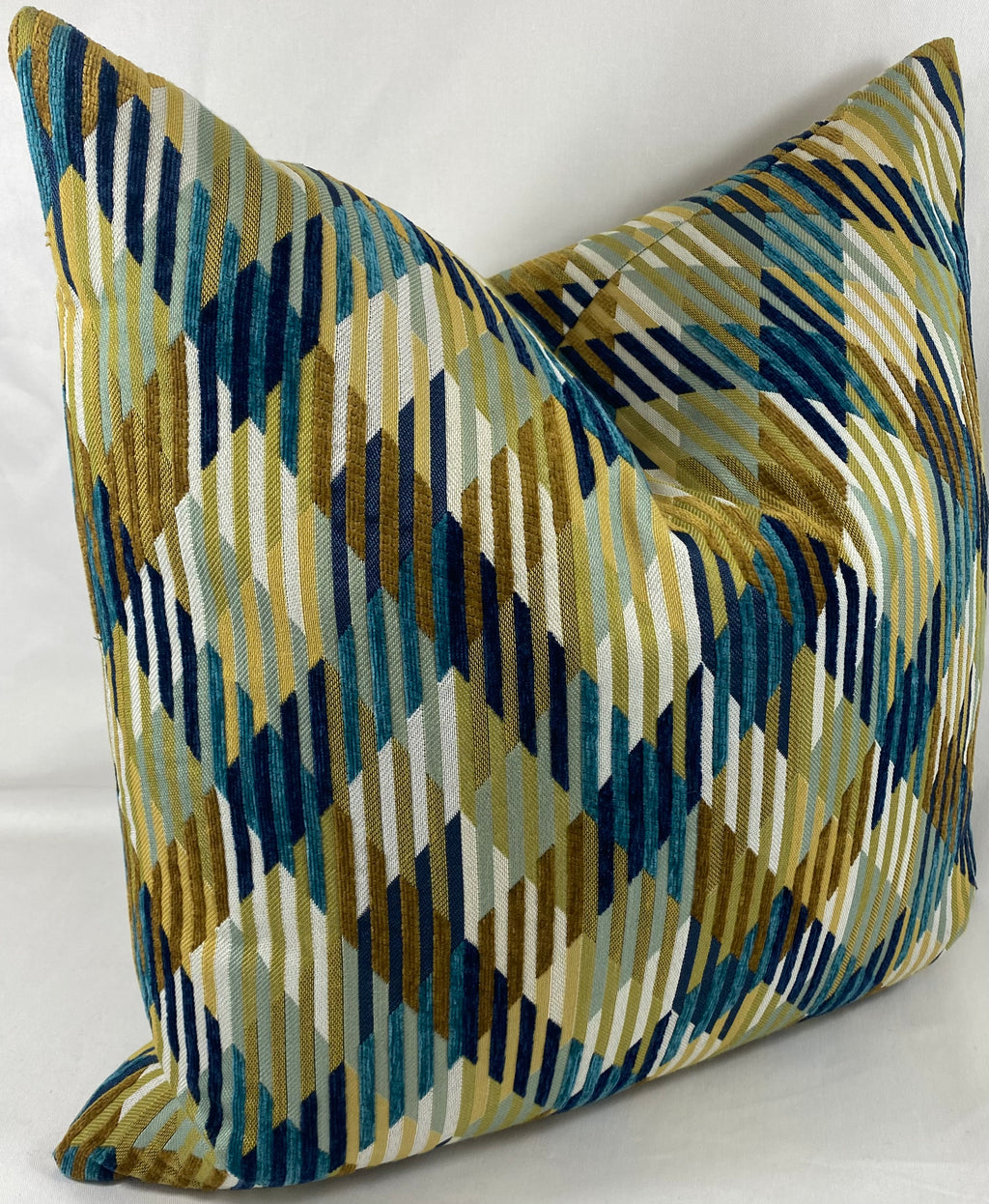 Luxury Pillow – 24" × 24" – Machado