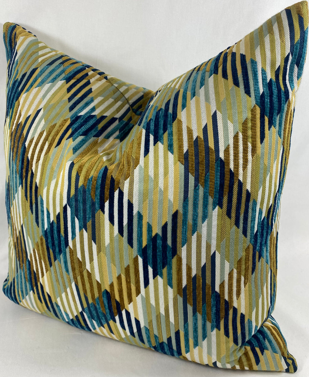 Luxury Pillow – 24" × 24" – Machado