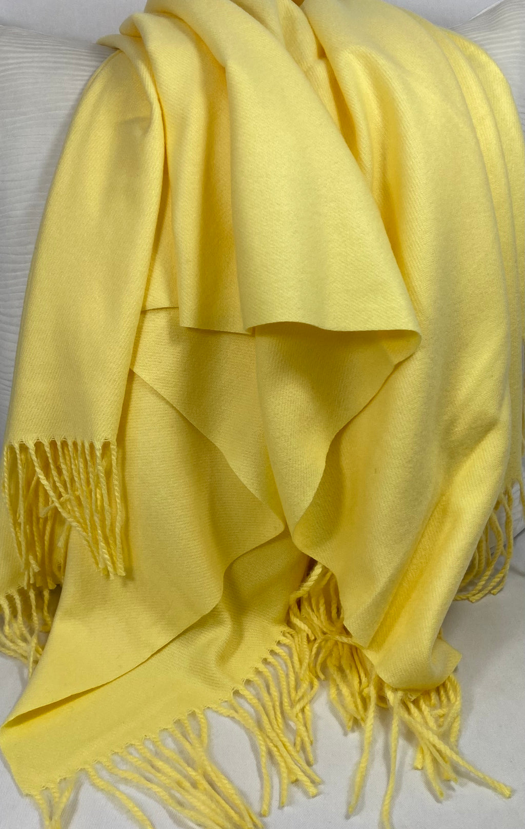 Luxury Throw – 50" × 68" – Edinburgh Limoncello