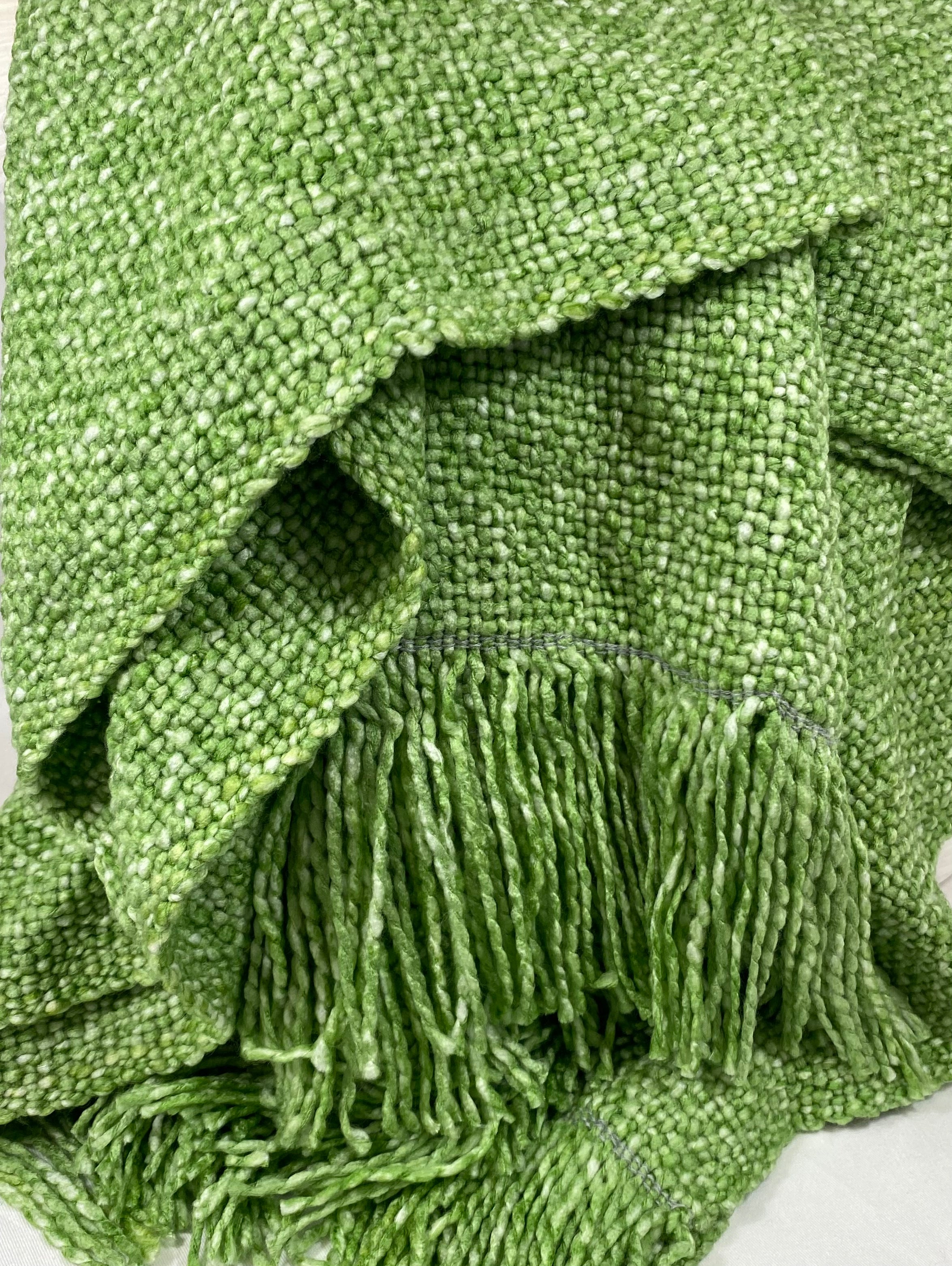Luxury Throw – 45" × 70" – Dartmouth Spring