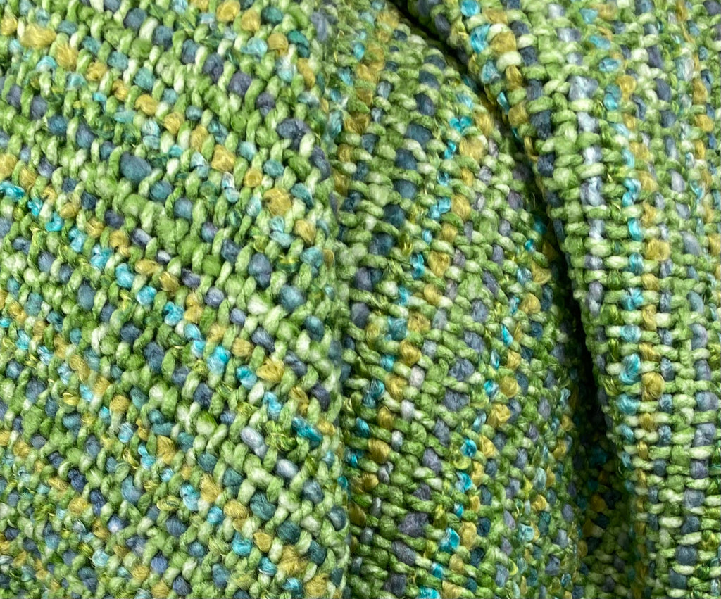 Luxury Throw – 40" × 70" – Stria Springtime