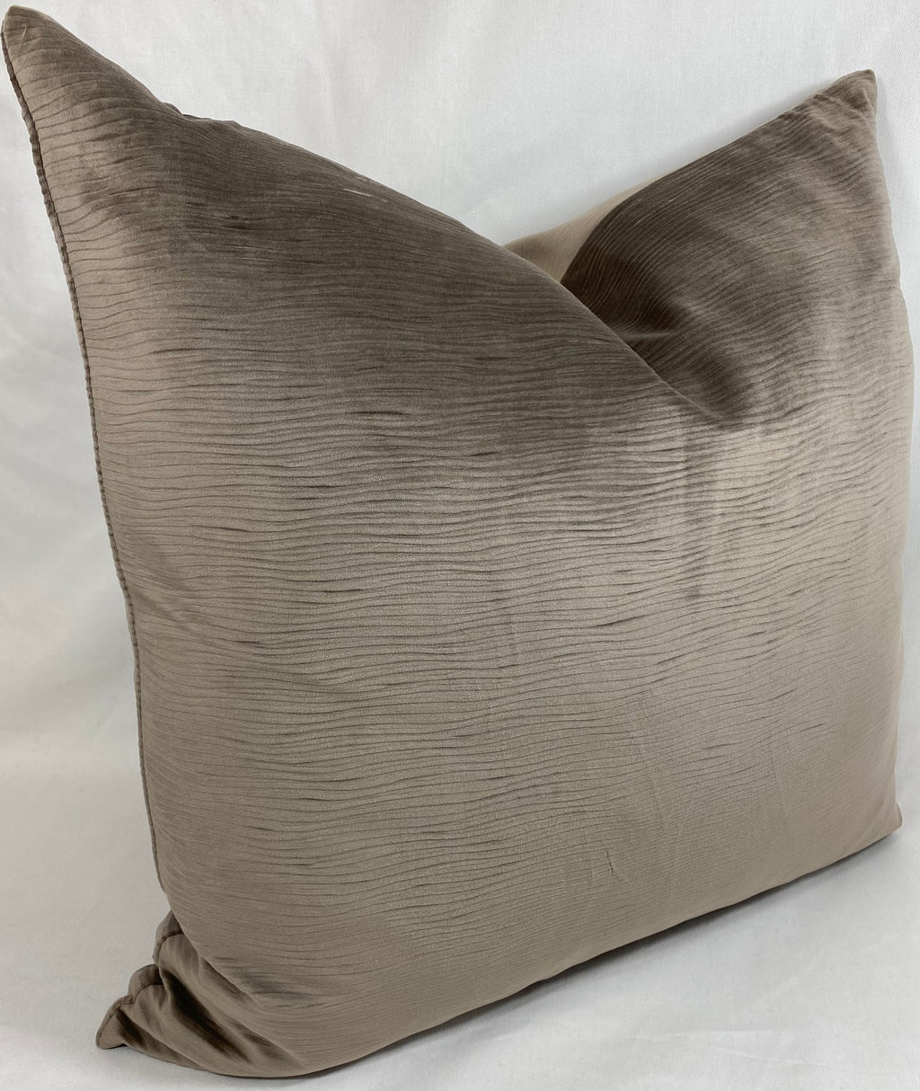 Luxury Pillow – 24" × 24" – Stream Mushroom
