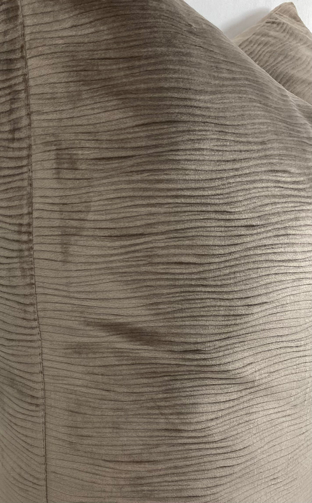Luxury Pillow – 24" × 24" – Stream Mushroom