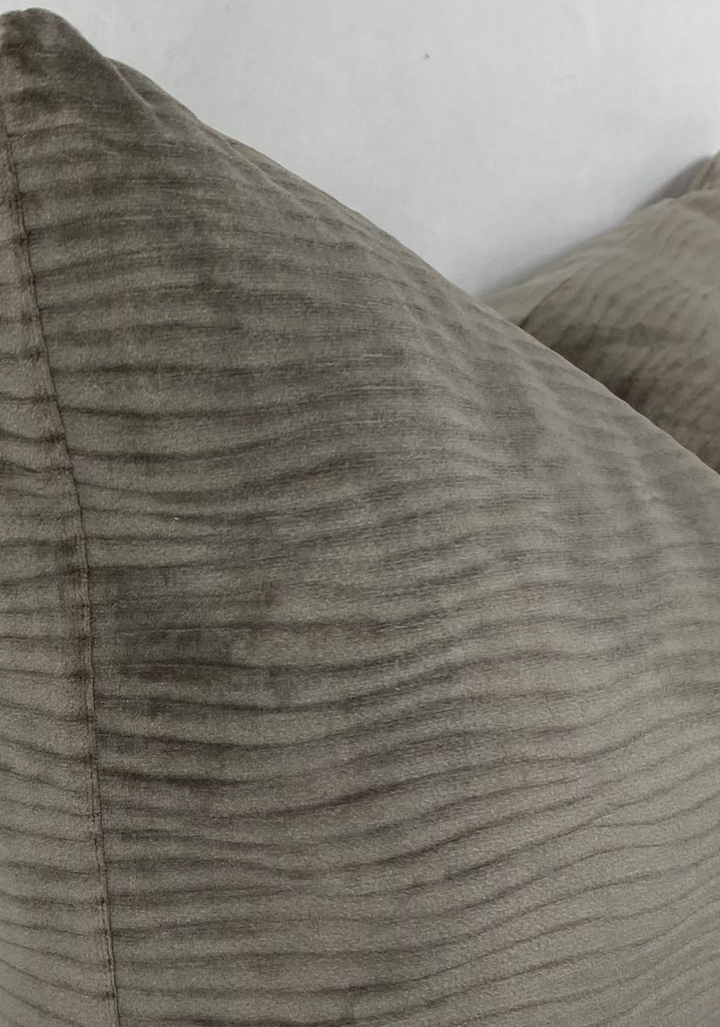 Luxury Lumbar Pillow – 24" × 14" – Stream Mushroom