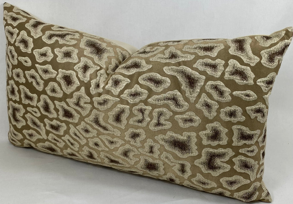 Luxury Lumbar Pillow – 24" × 14" – Cabenet Oyster