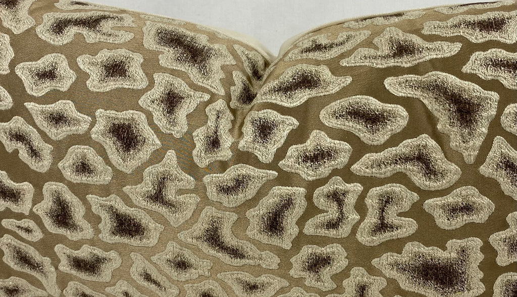 Luxury Lumbar Pillow – 24" × 14" – Cabenet Oyster