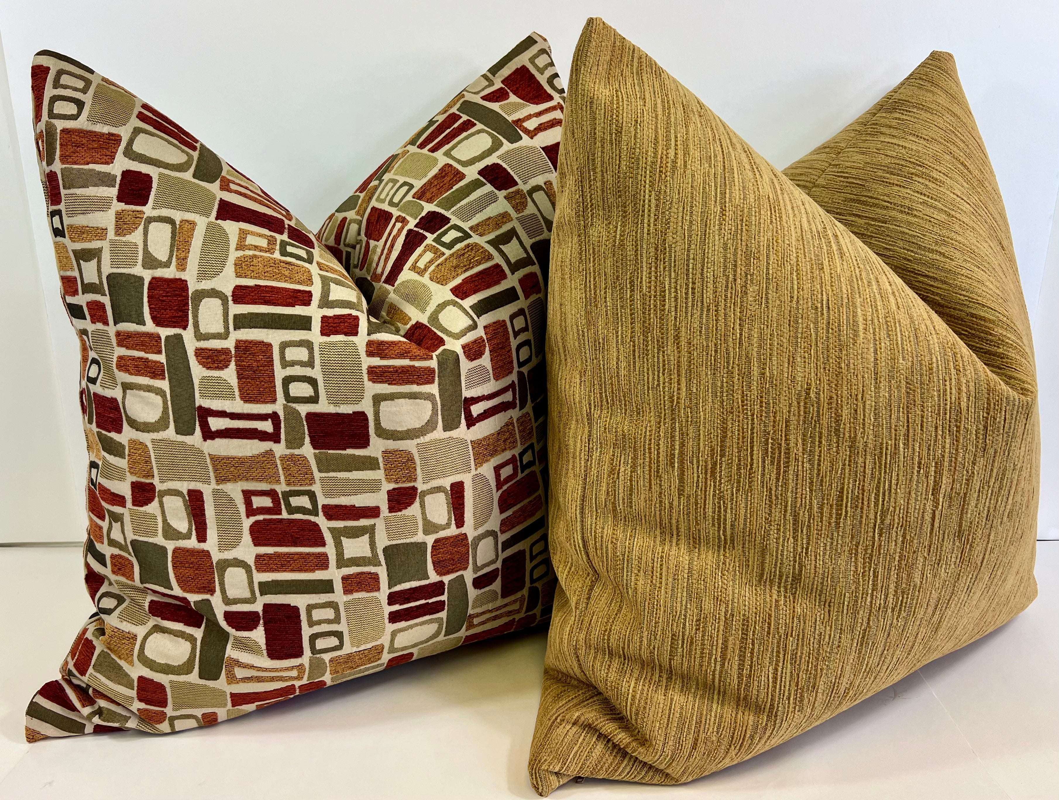 Luxury Pillow – 24" × 24" – Modernism