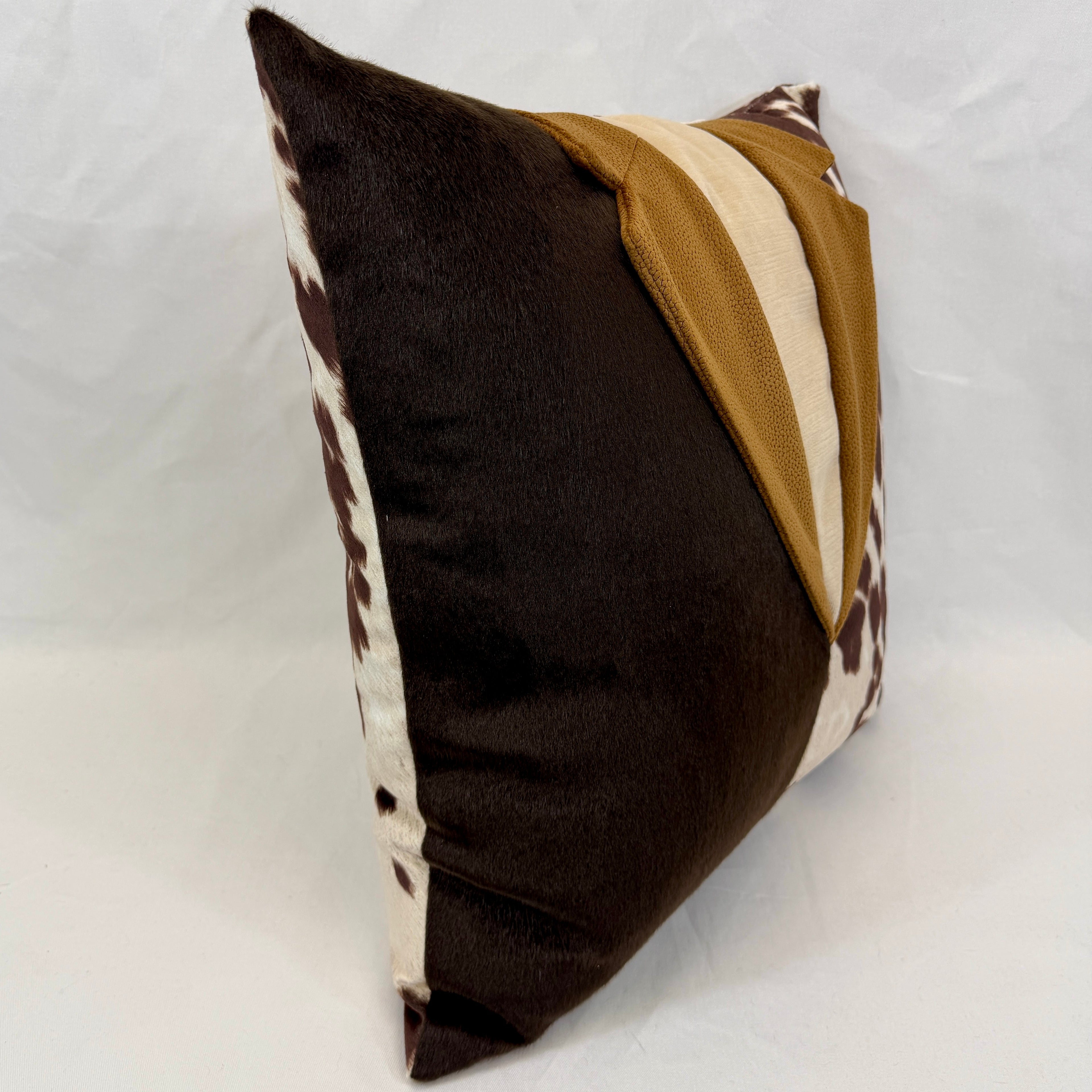 The Bozeman #4 – 22" × 22" Luxury Tailored Pillow