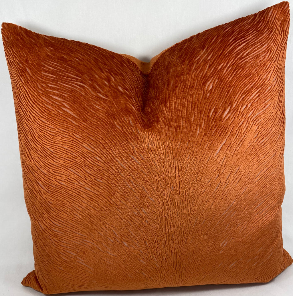 Luxury Pillow – 24" × 24" – Canyon Current
