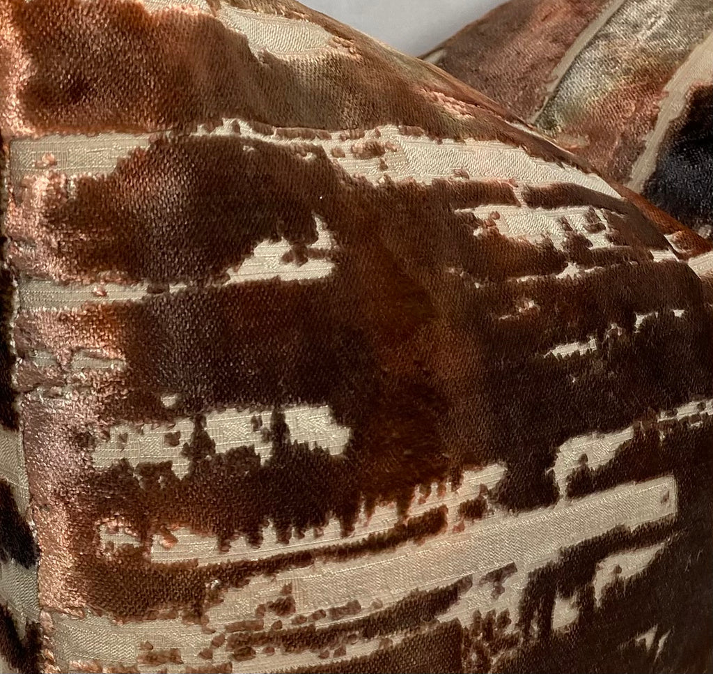 Luxury Lumbar Pillow – 24" × 14" – Bonbons Caramel