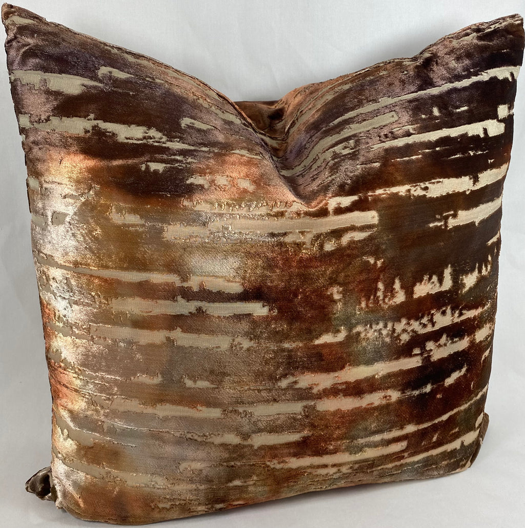 Luxury Pillow – 24" × 24" – Bonbons Caramel