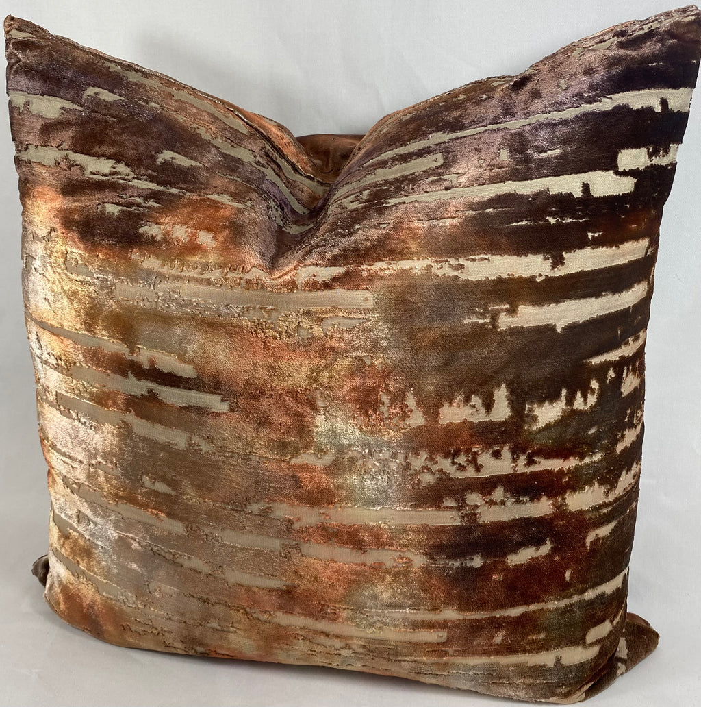 Luxury Pillow – 24" × 24" – Bonbons Caramel