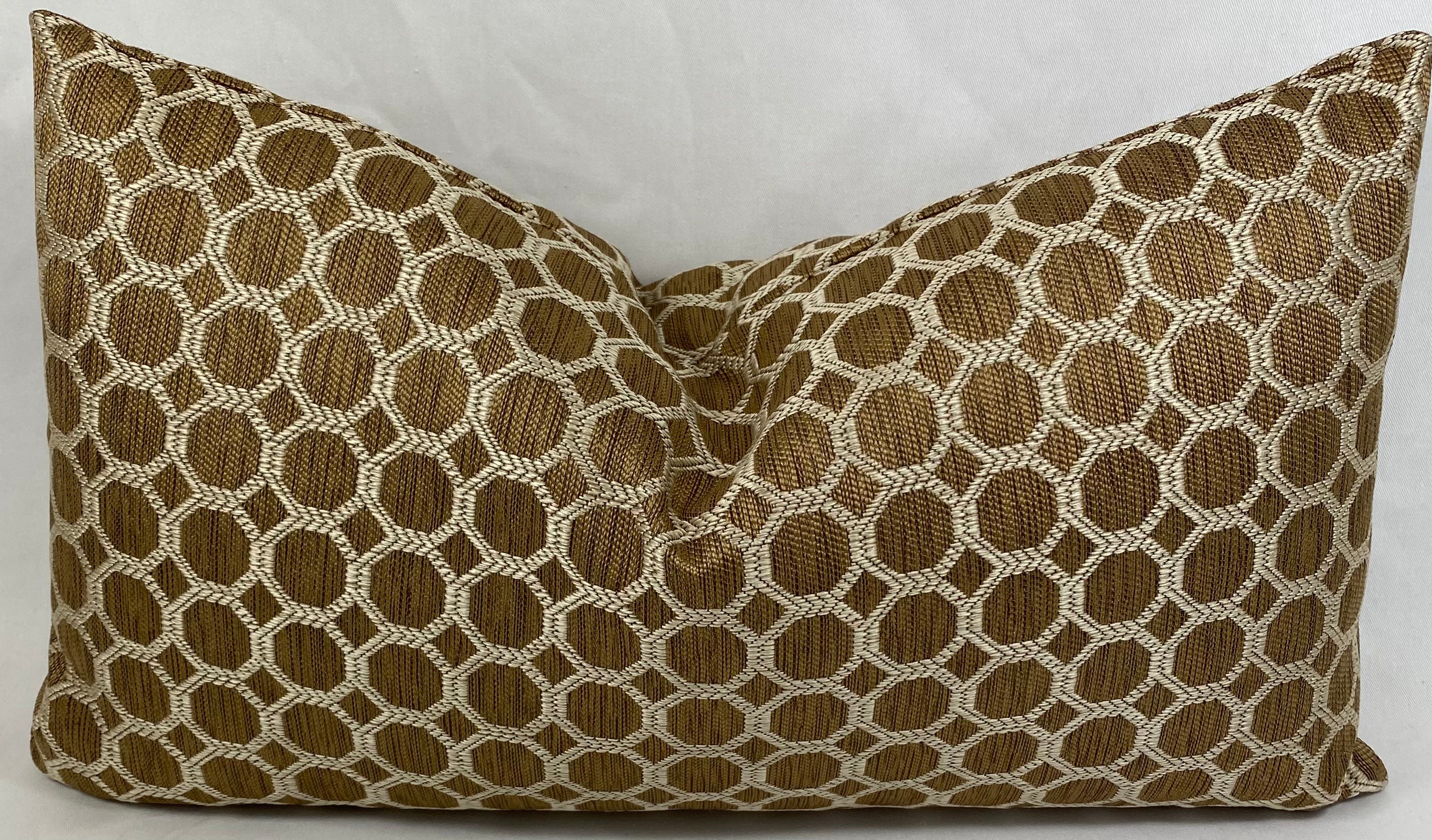 Luxury Lumbar Pillow – 24" × 14" – Dax Pecan