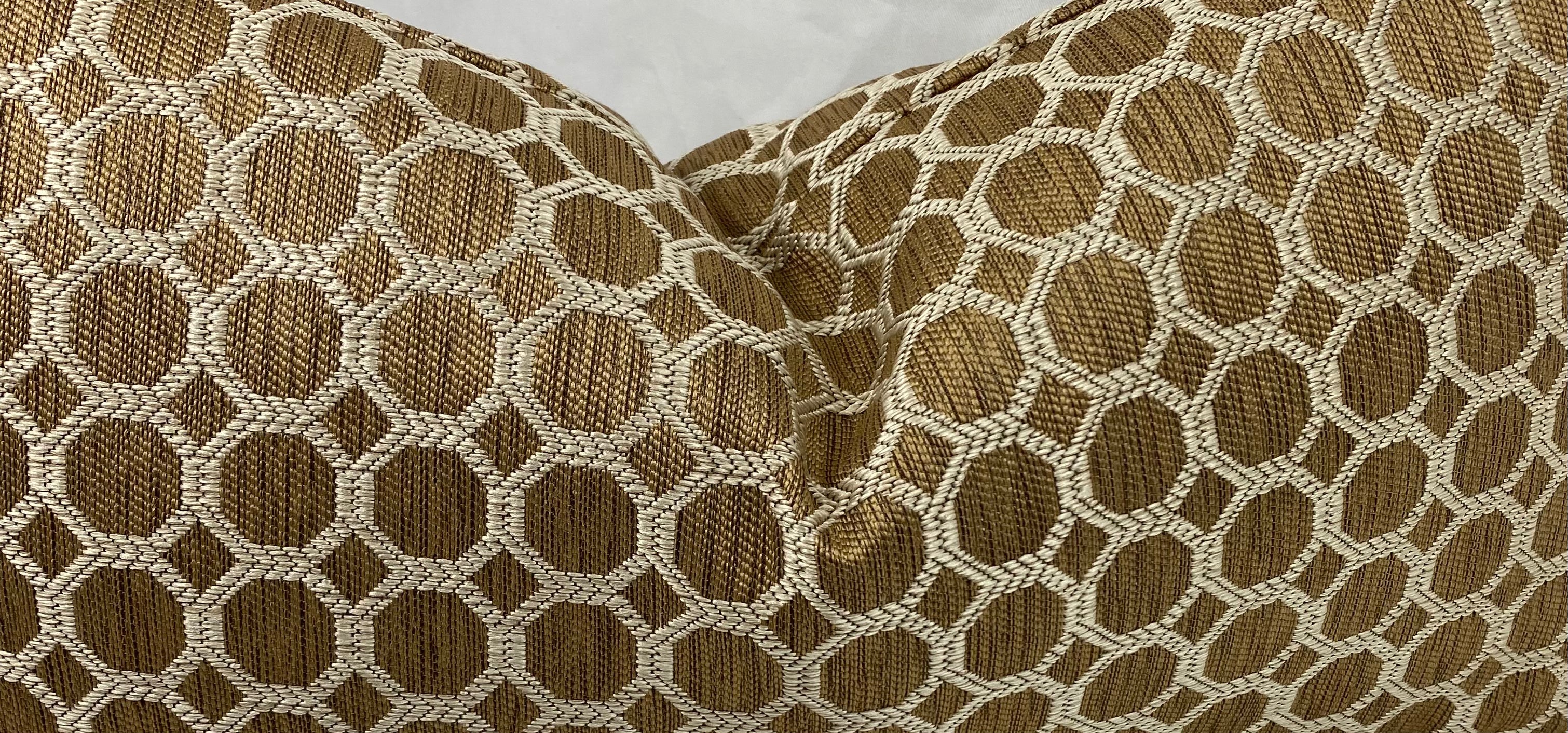 Luxury Lumbar Pillow – 24" × 14" – Dax Pecan
