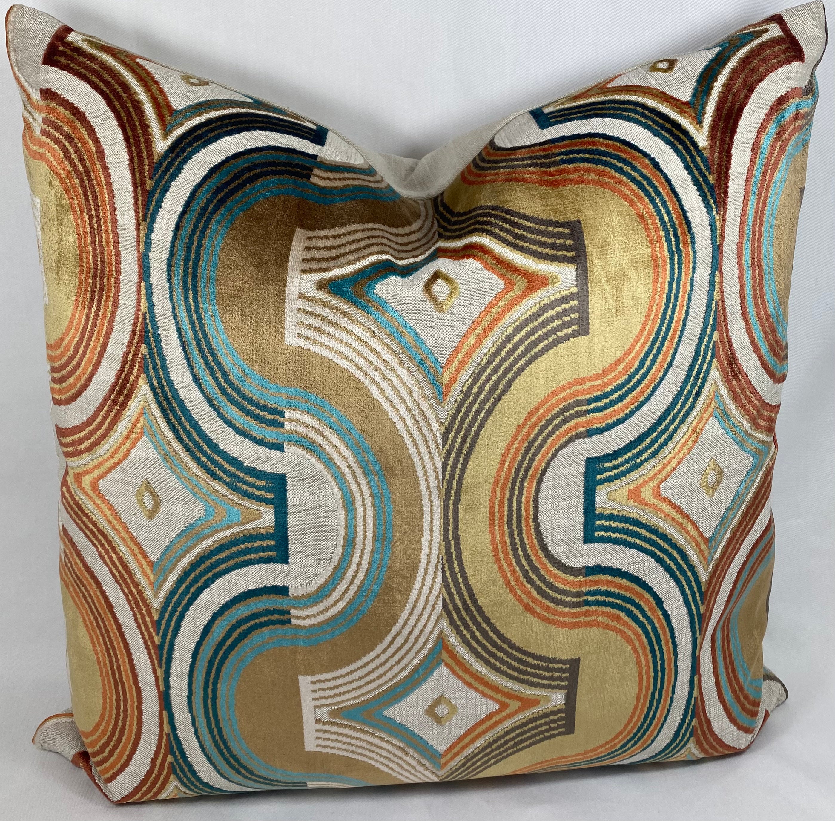 Luxury Pillow – 24" × 24" – Orleans