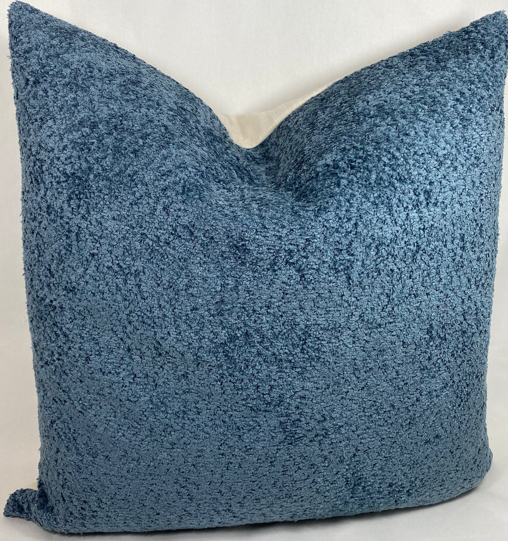 Luxury Pillow – 24" × 24" – Snuggle Sapphire