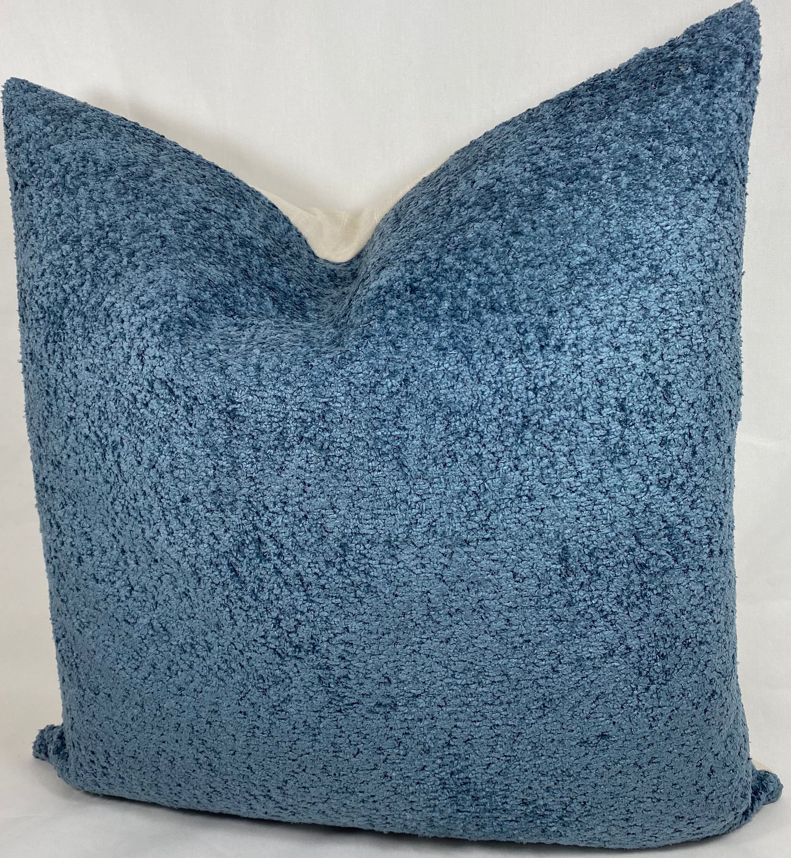 Luxury Pillow – 24" × 24" – Snuggle Sapphire