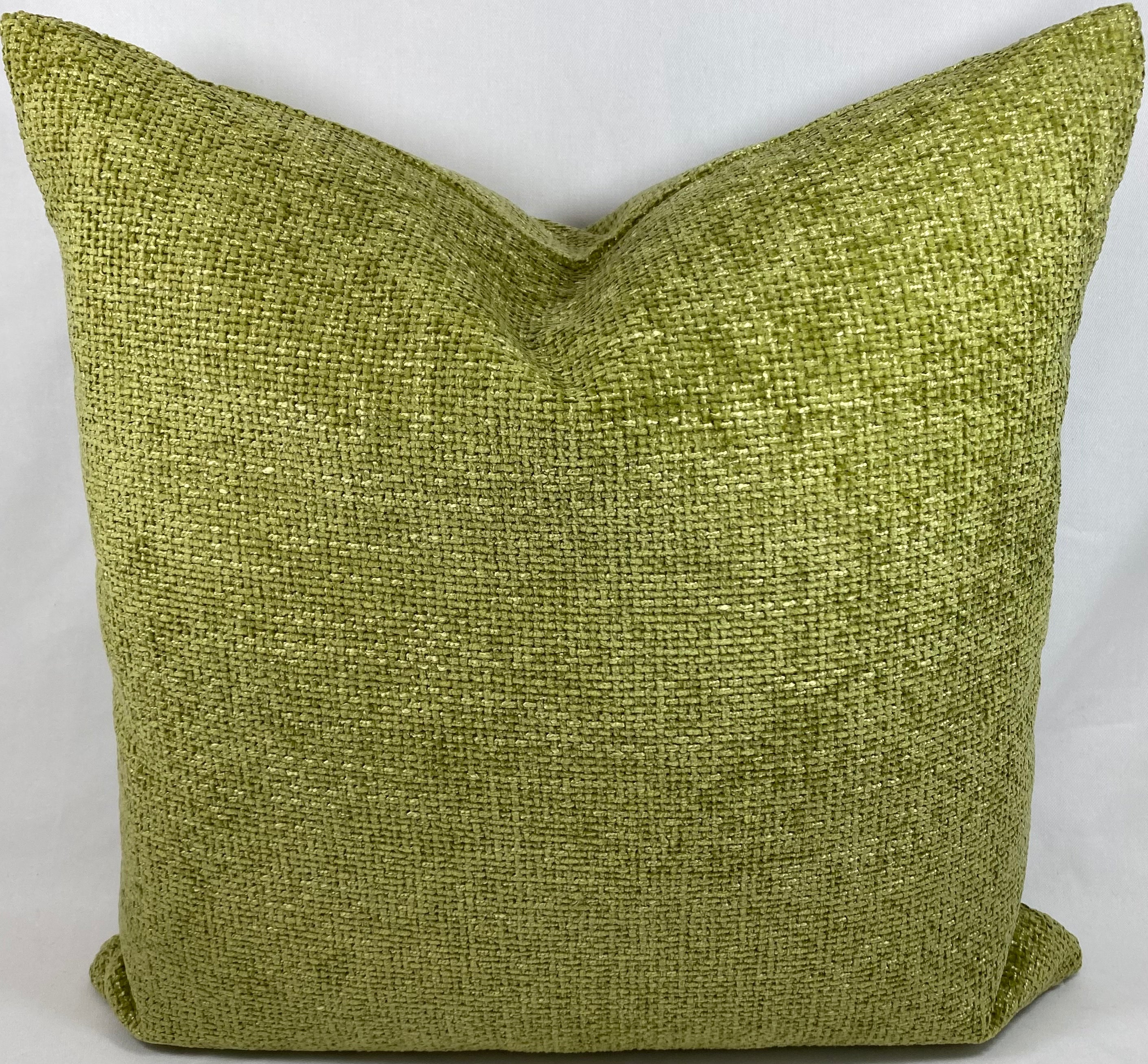 Luxury Pillow – 24" × 24" – Norse Moss