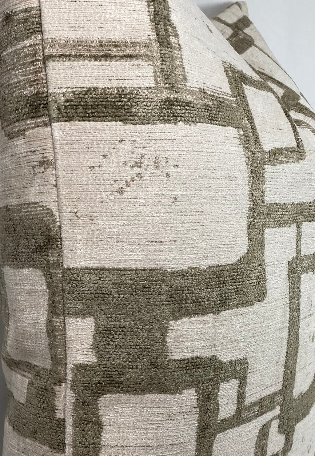 Luxury Pillow – 24" × 24" – Patina Taupe