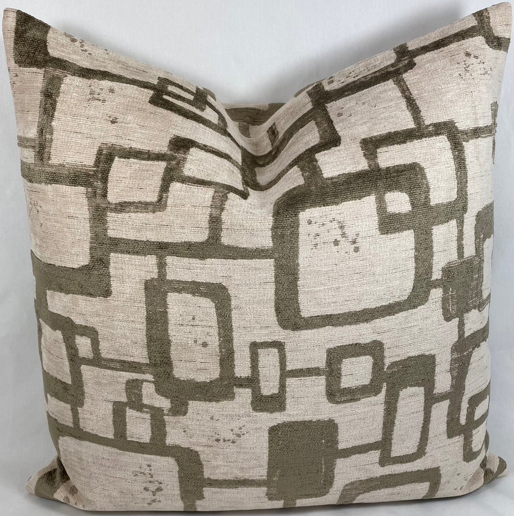 Luxury Pillow – 24" × 24" – Patina Taupe