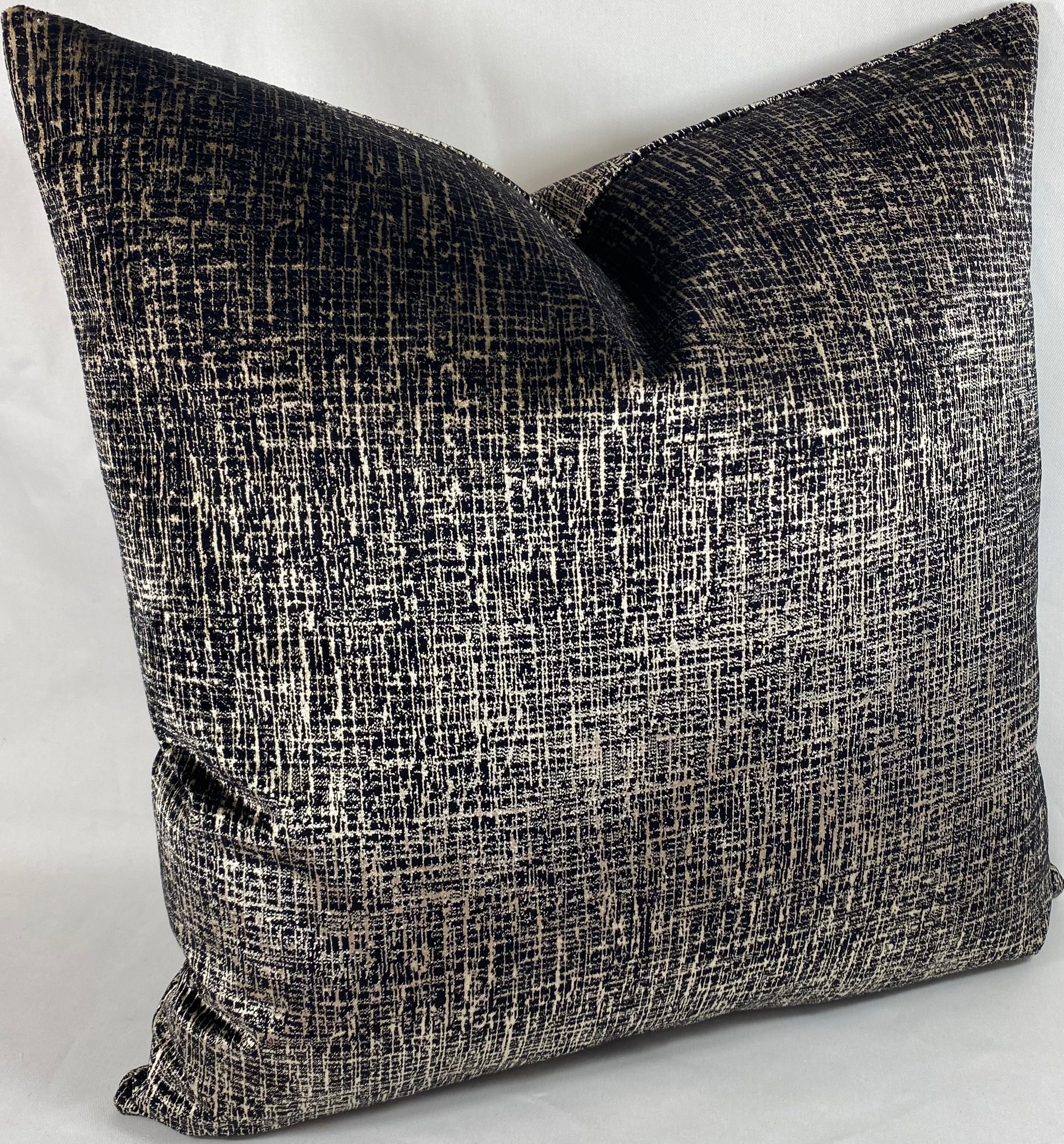 Luxury Pillow – 24" × 24" – Bristol Black