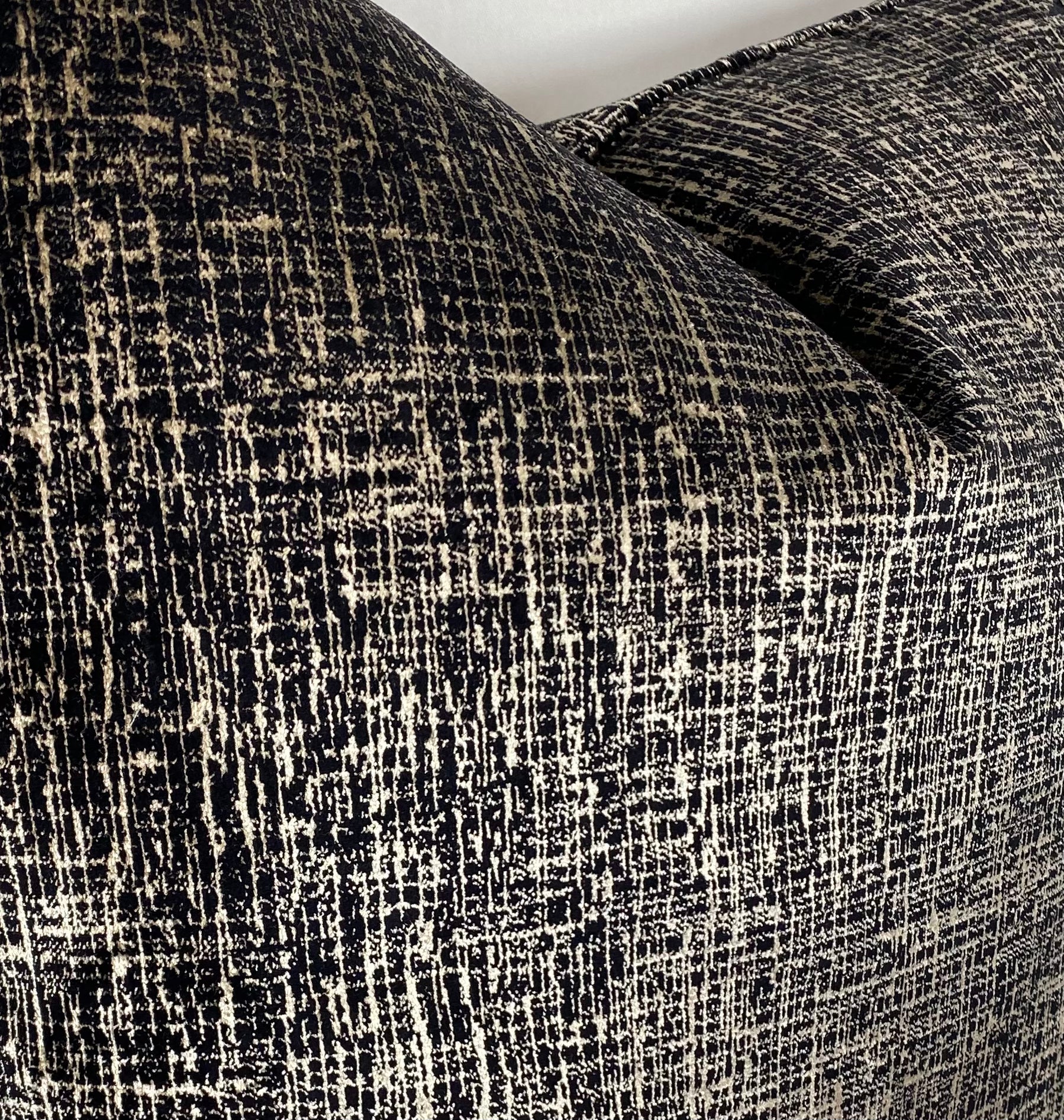 Luxury Pillow – 24" × 24" – Bristol Black