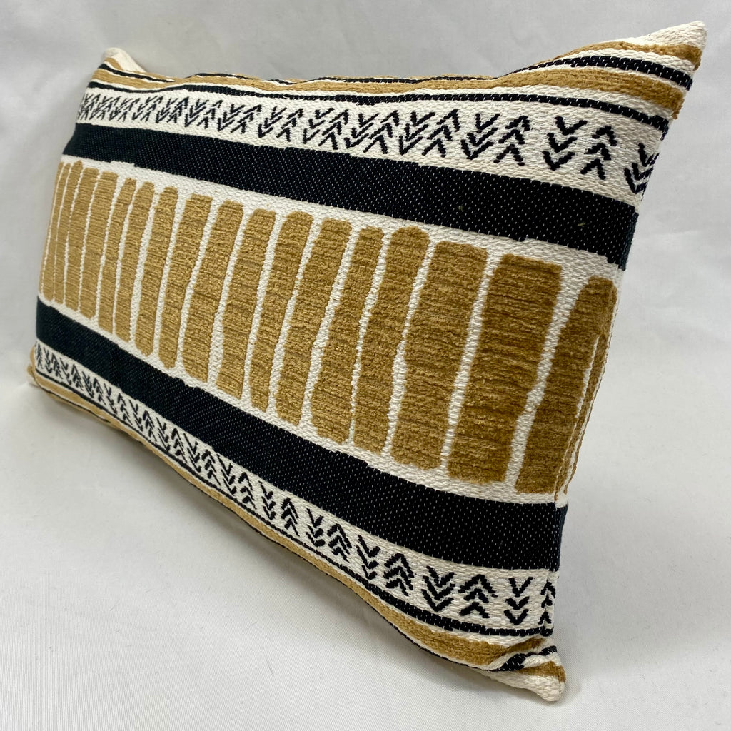 Cholula Black (horizontal) – 24" × 14" Luxury Lumbar Pillow