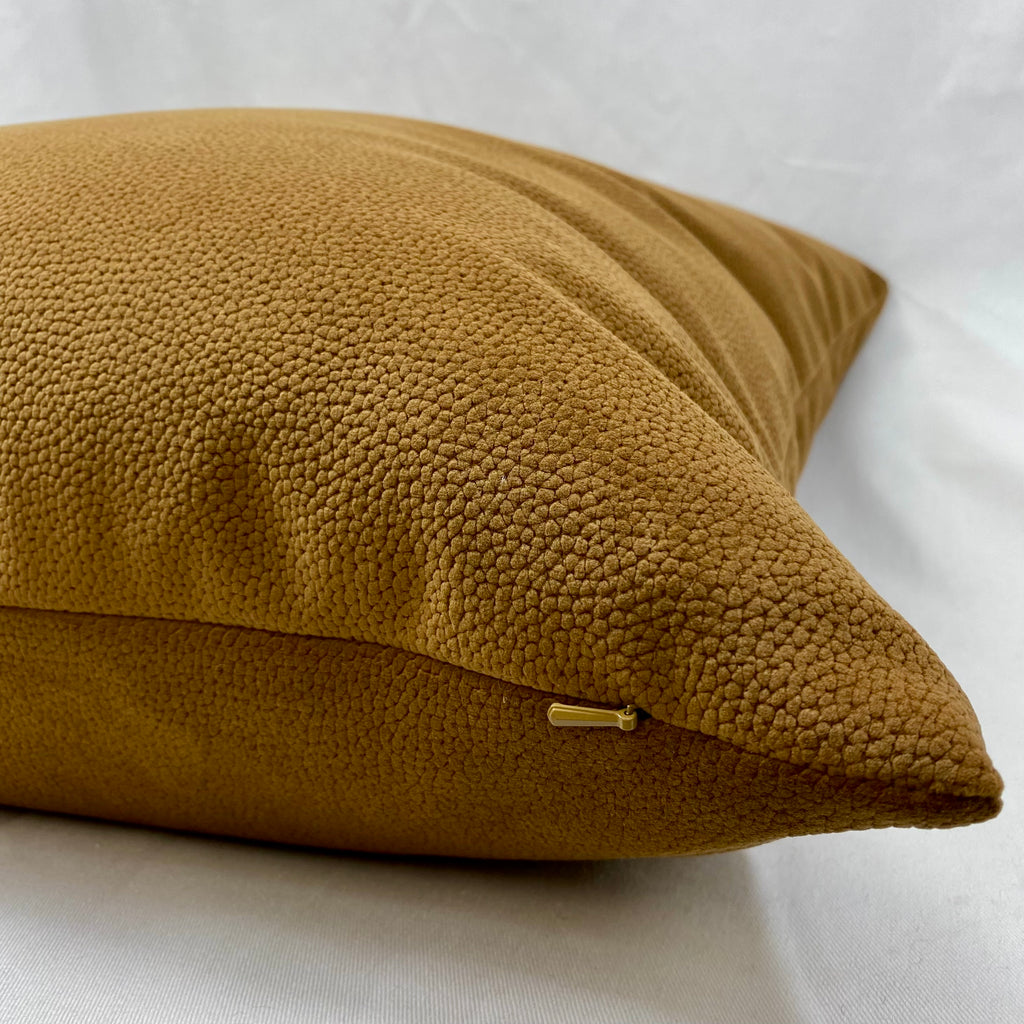 Cody – 24" × 24" Luxury Square Pillow