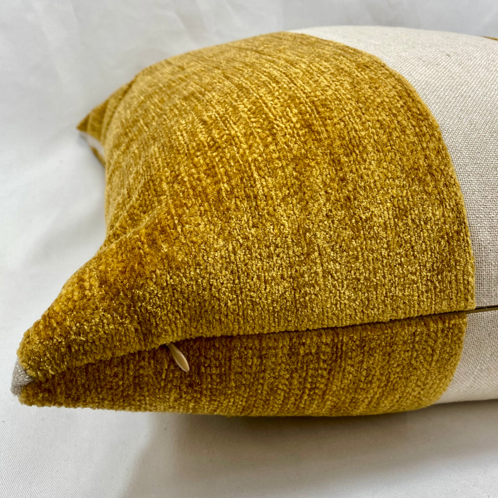 Magritte Golden – 24" × 24" Luxury Square Pillow