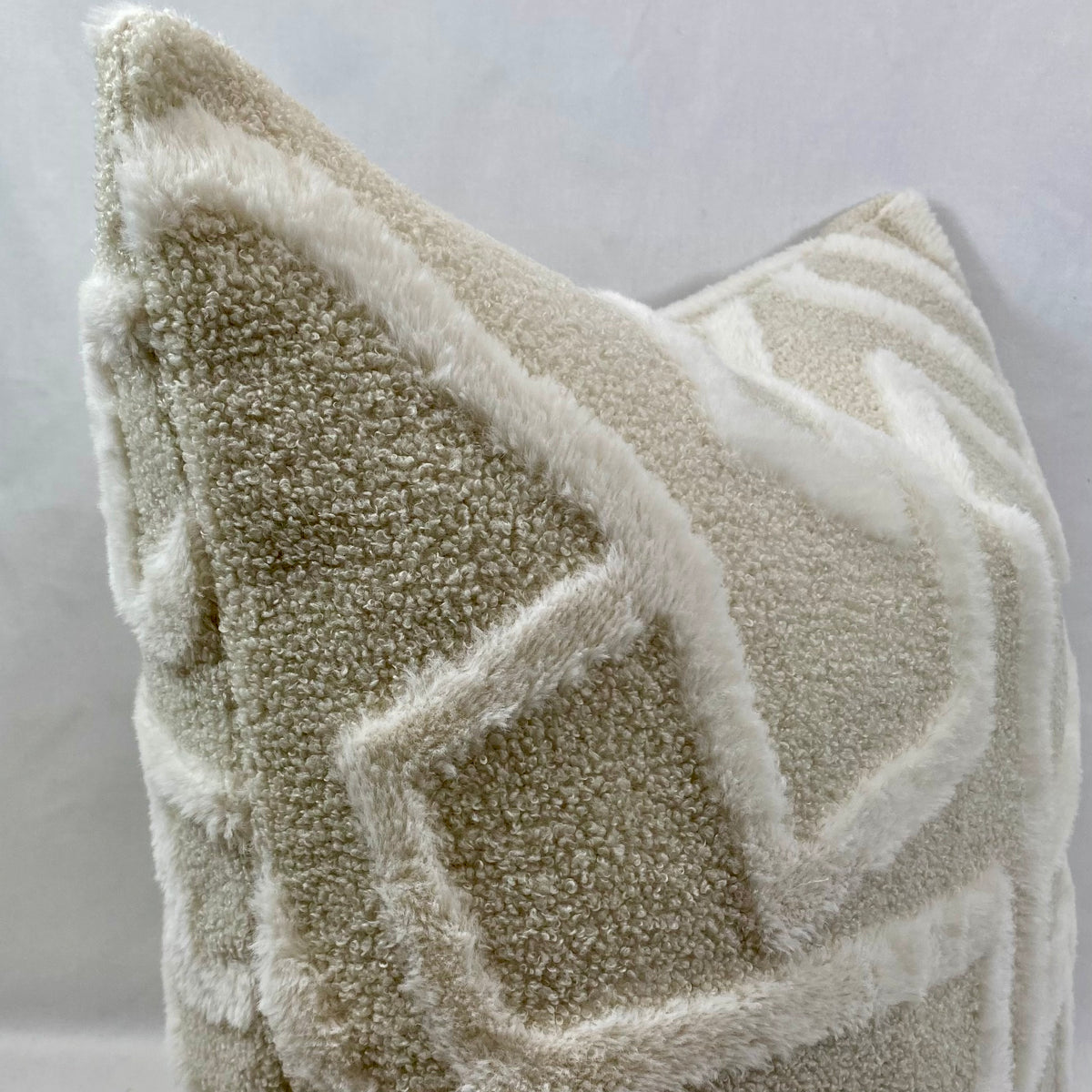 Aspen Trail – 24" × 24" Luxury Square Pillow