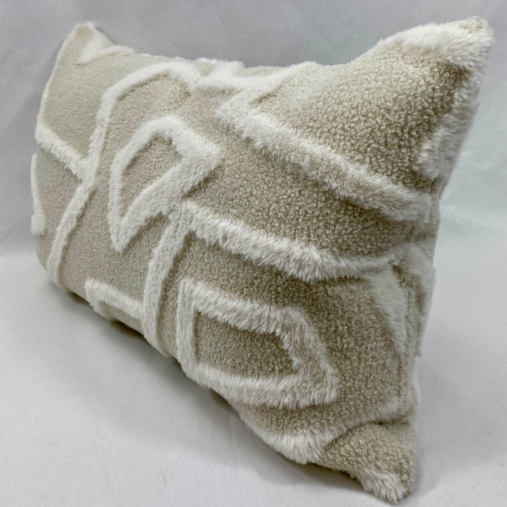Aspen Trail – 24" × 14" Luxury Lumbar Pillow