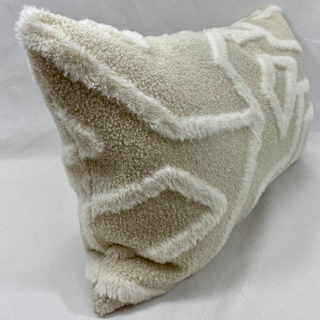 Aspen Trail – 24" × 14" Luxury Lumbar Pillow
