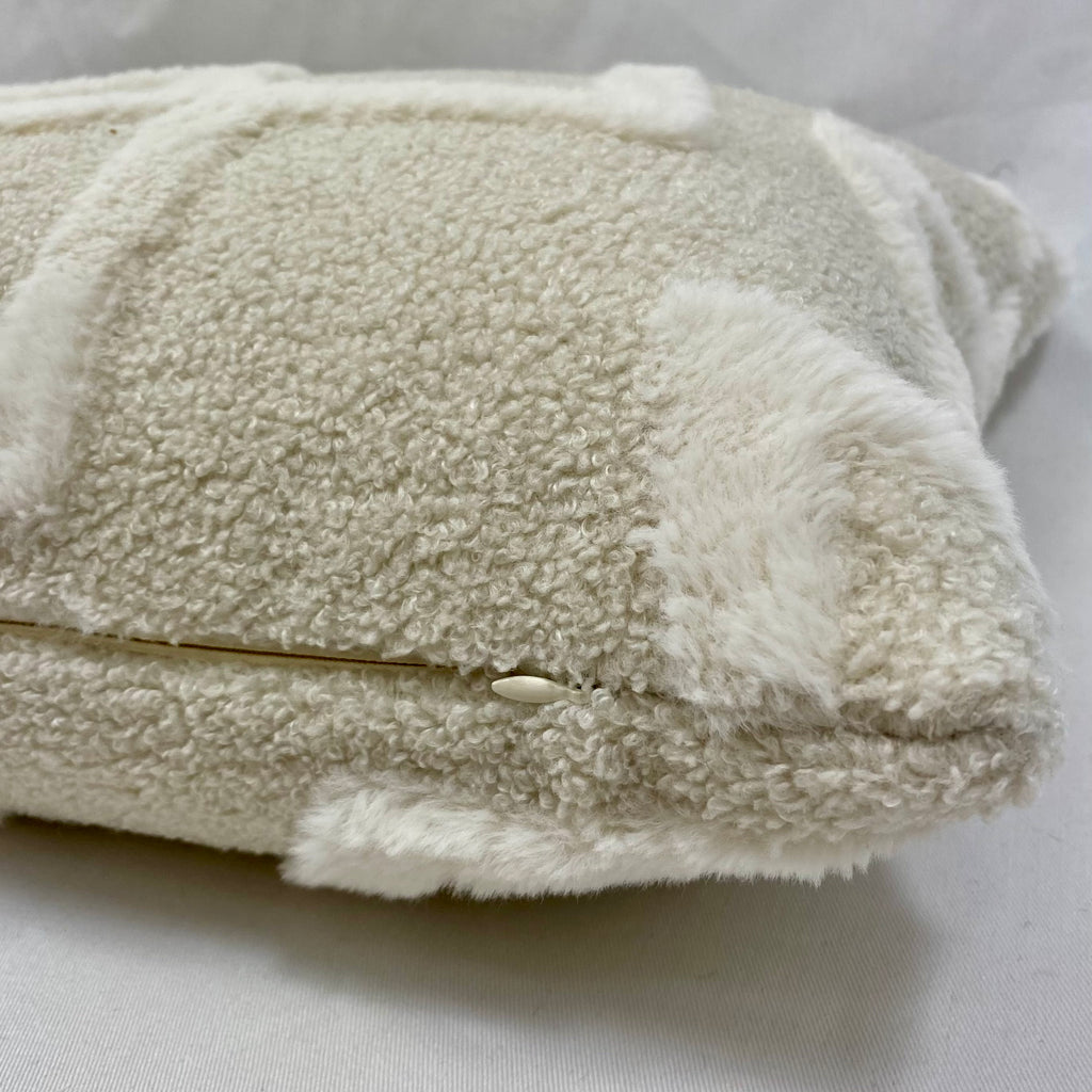 Aspen Trail – 24" × 14" Luxury Lumbar Pillow