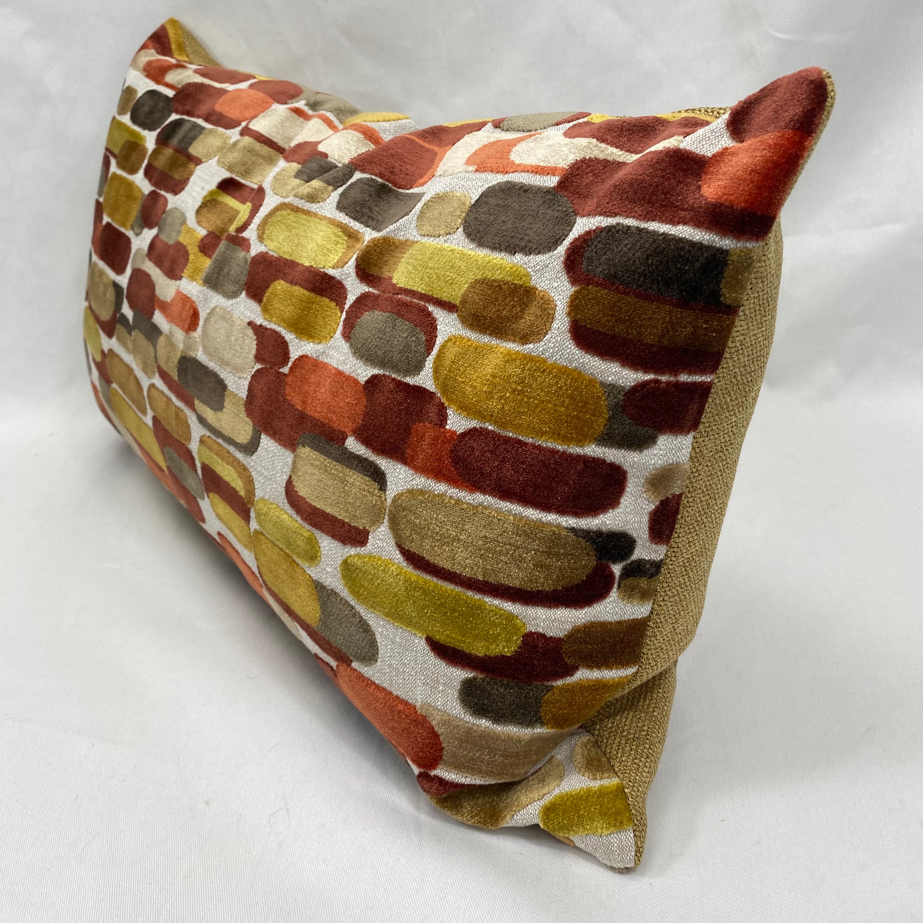 Capsules Turmeric – 24" × 14" Luxury Lumbar Pillow