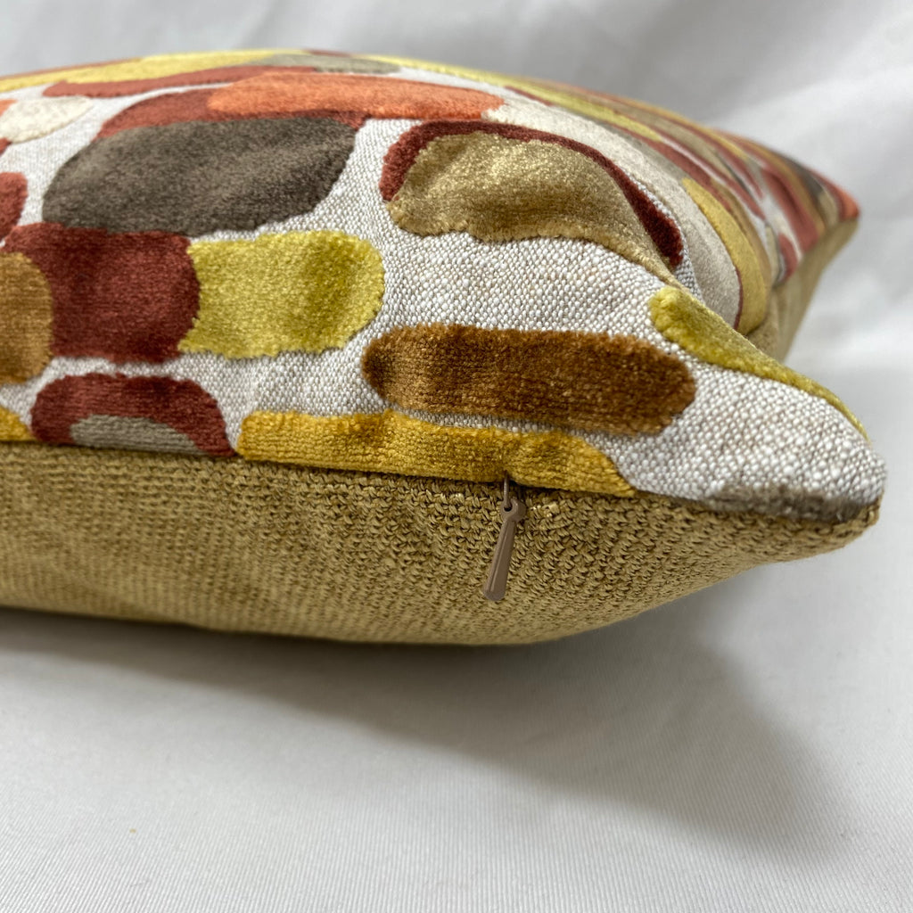 Capsules Turmeric – 24" × 14" Luxury Lumbar Pillow
