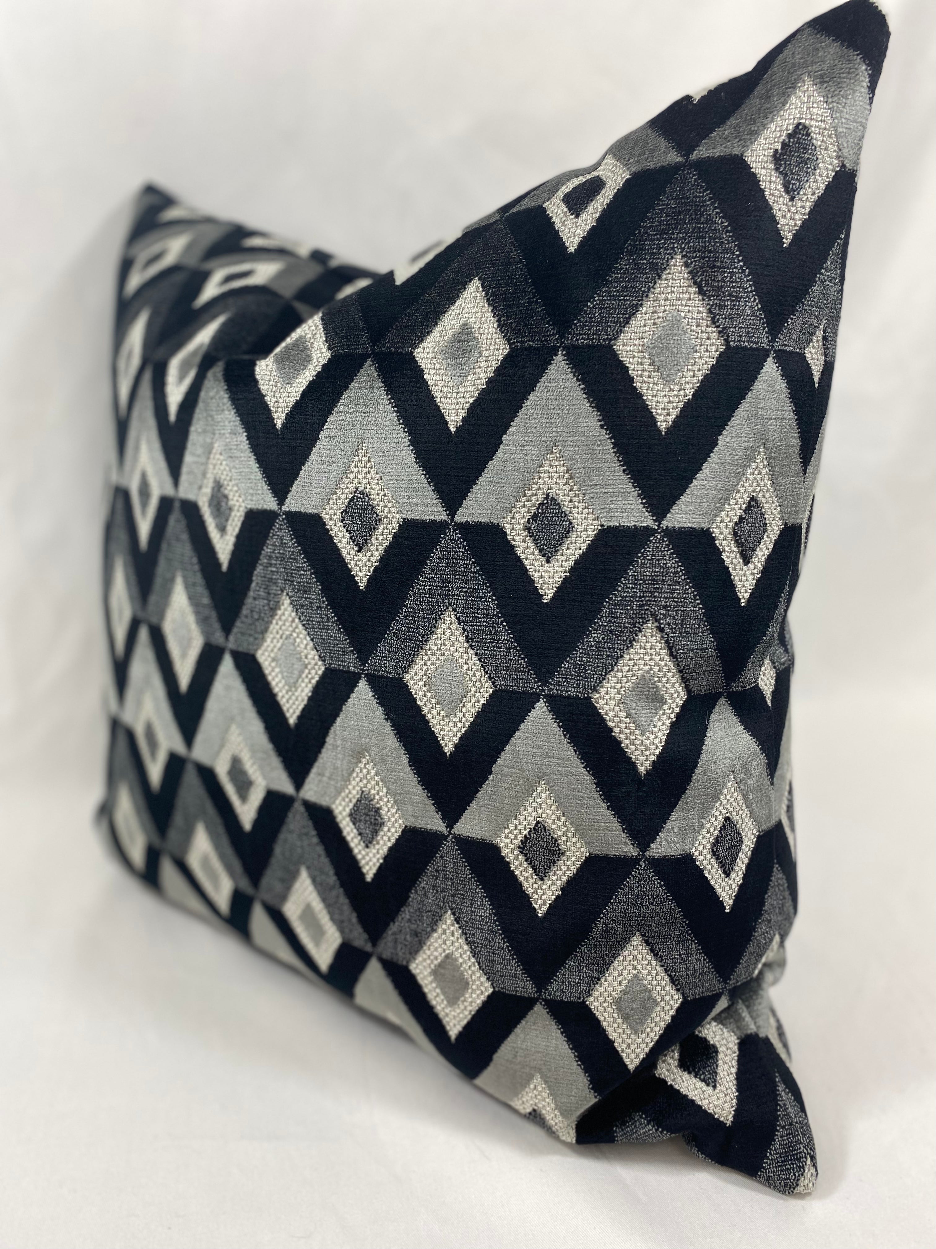 Meta Ebony – 24" × 24" Luxury Square Pillow