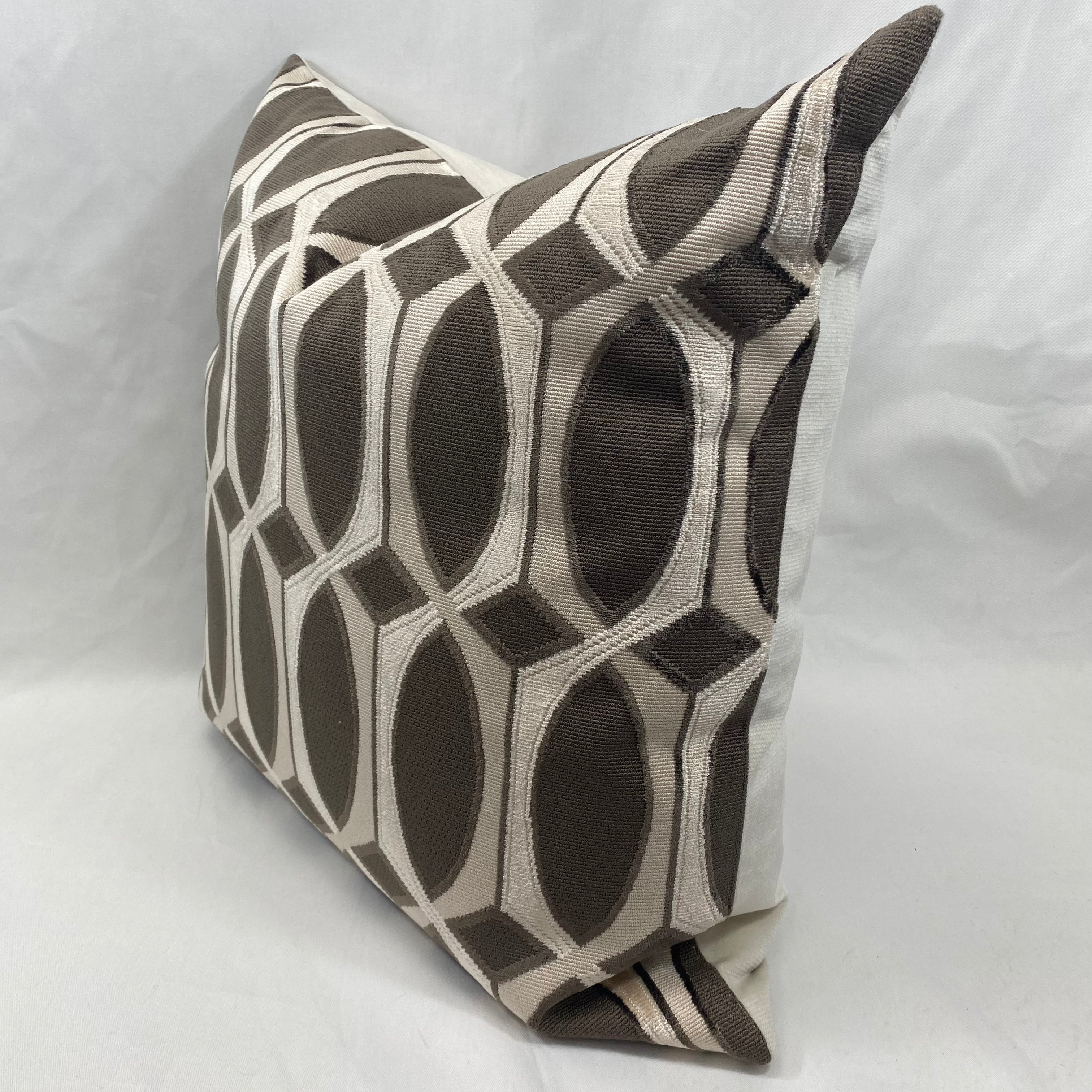 Leonardo Portabella – 24" × 24" Luxury Square Pillow