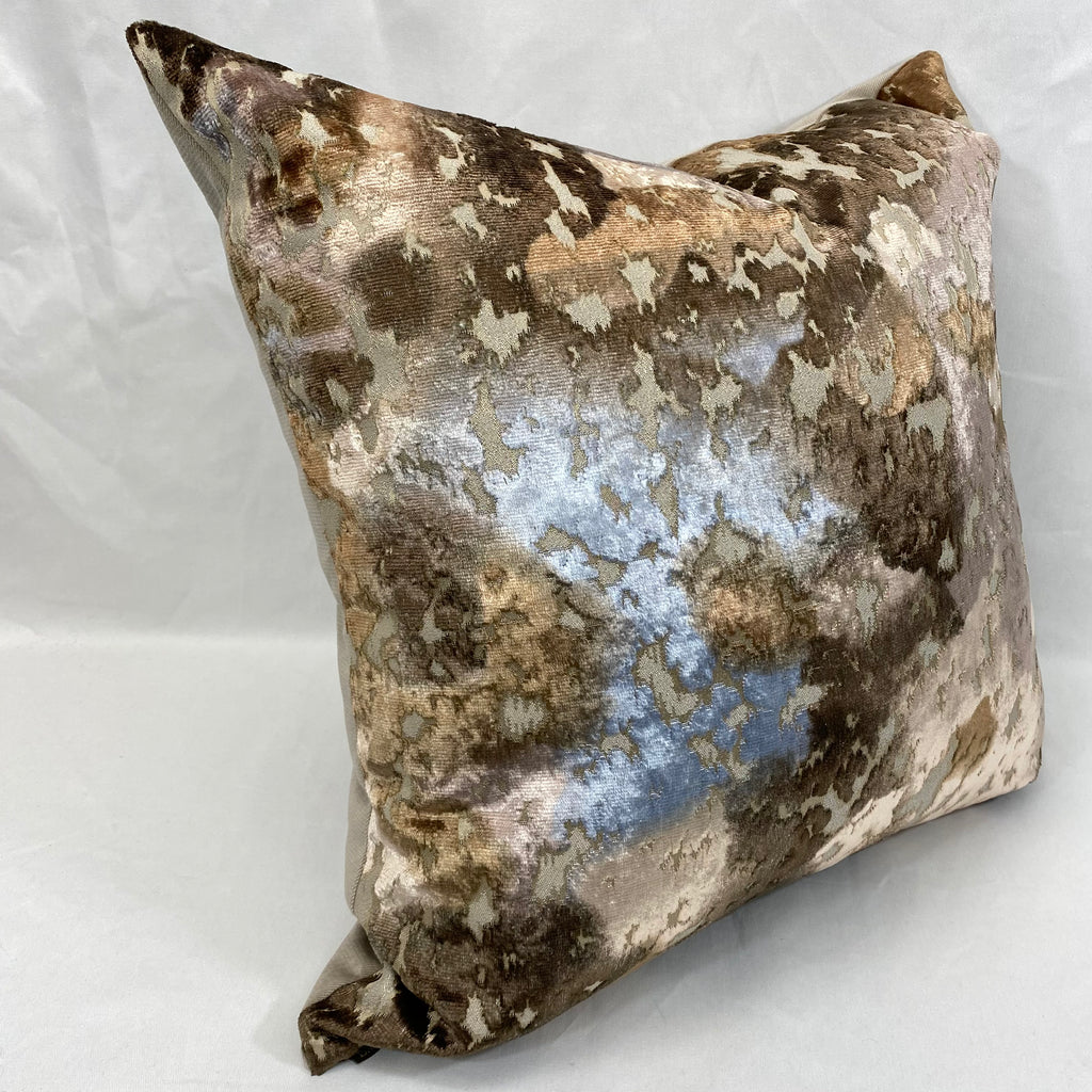 Martini Opal – 24" x 24" Luxury Square Pillow